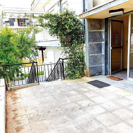 Cozy & Cool Apartment N1 30M From Sea Nea Kallikrateia Exterior photo